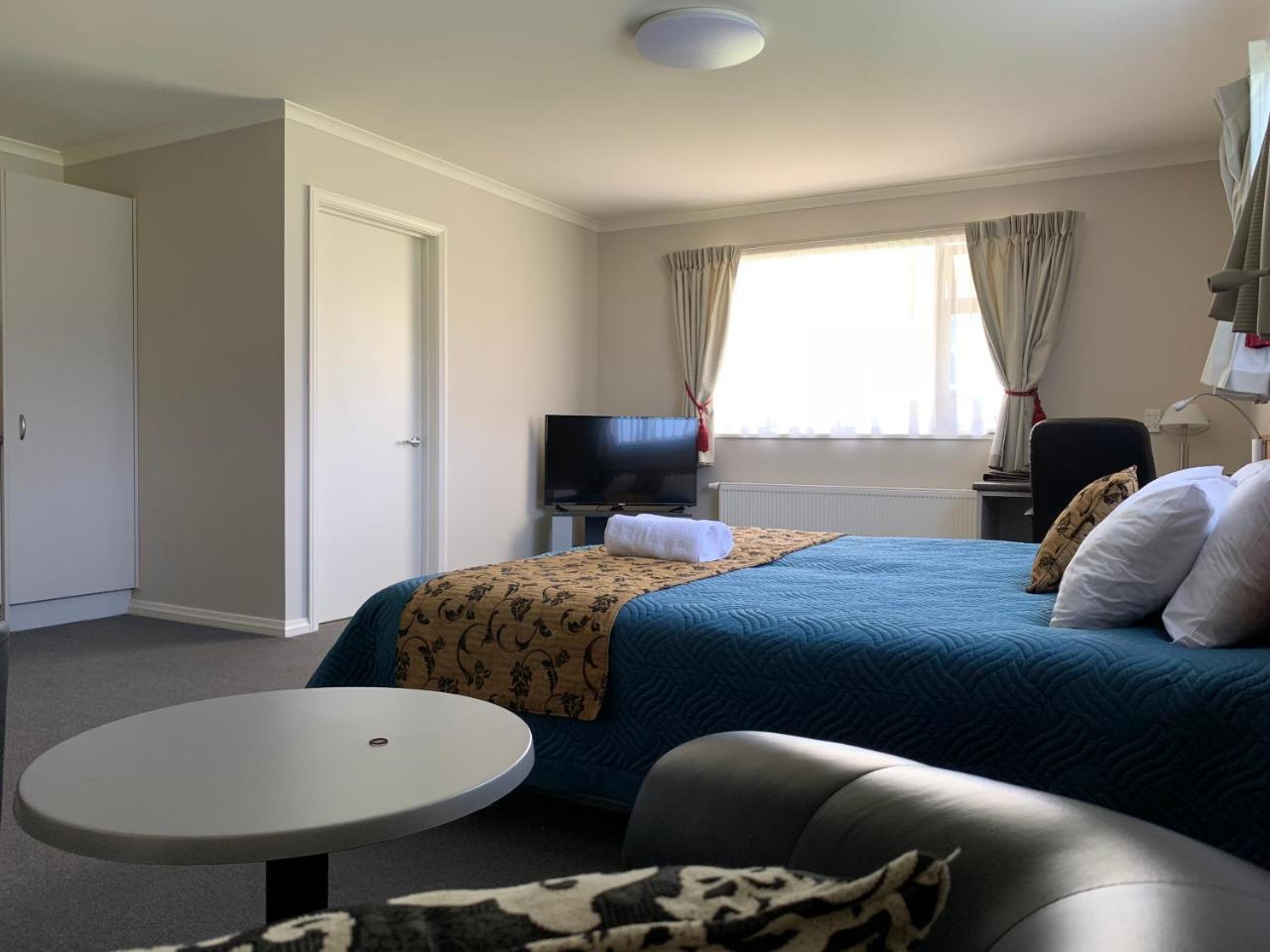 High Peaks Hotel Глетчер Фокс Екстериор снимка