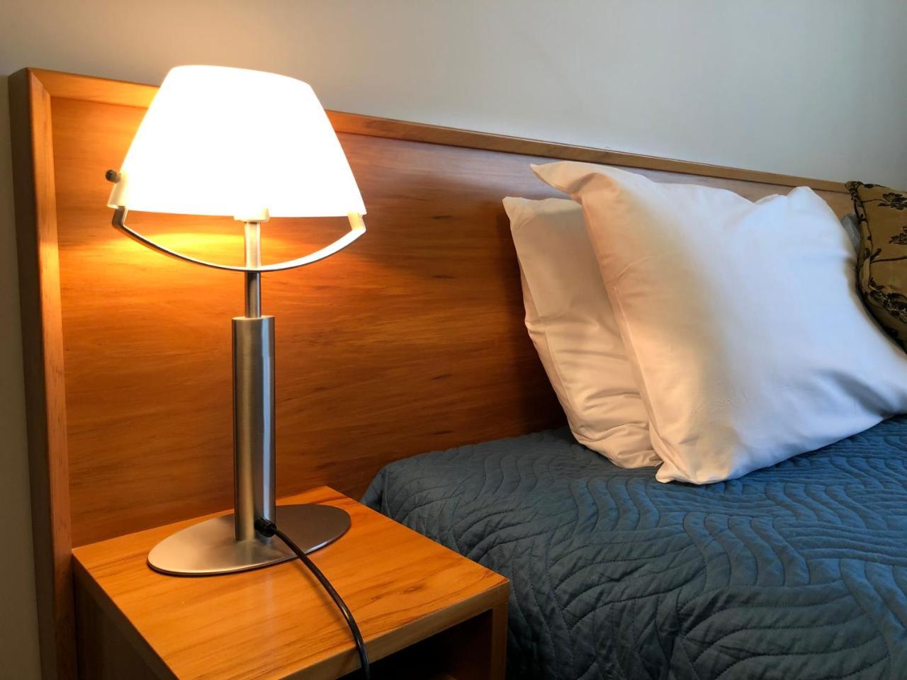 High Peaks Hotel Глетчер Фокс Екстериор снимка